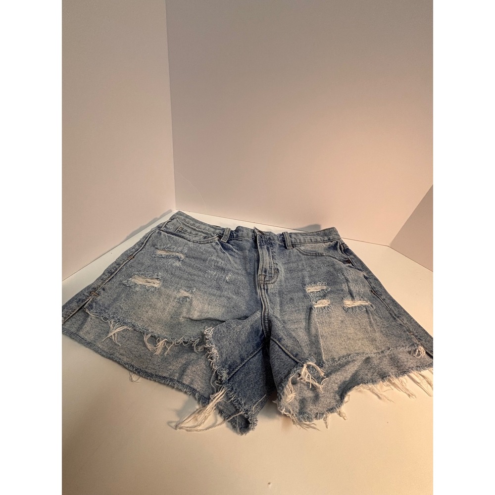 Hidden Los Angeles Womens Distressed Denim Shorts Light Wash HD4393-LTD Size L